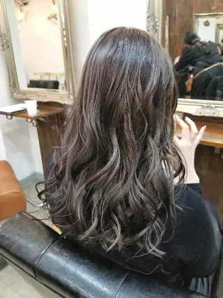 セミロング カラー bathair  所属・bathair 持田侑祐のヘアスタイル