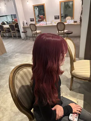 ロング 河田 綺香のヘアスタイル