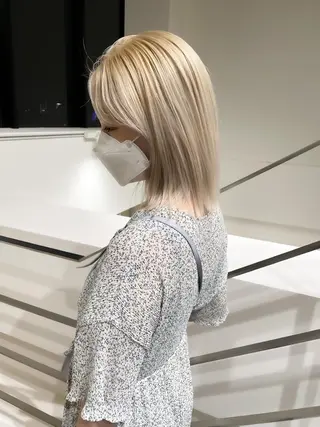 ショート カラー ヘアアレンジ ミニボブ/ブリーチ 🌈MISATOのヘアスタイル