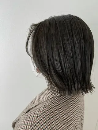 カラー KNOWHOW京都所属・トレンド/顔まわり/ レイヤー/グレージュのヘアスタイル