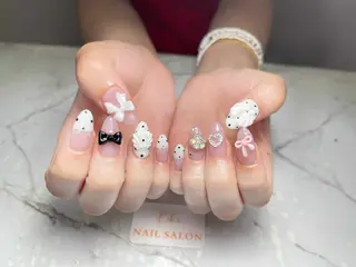 ネイル 💕鈴木ユリ パラジェル/オフ無料のネイルデザイン