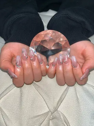 ネイル nail.salon .Reversalのネイルデザイン