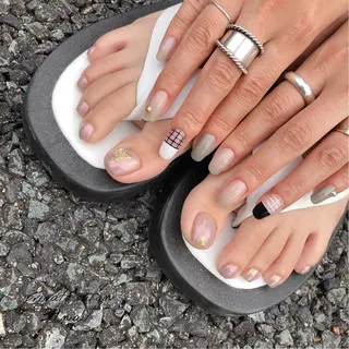 ミディアム ネイル 京橋 【39nail】のネイルデザイン