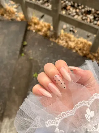 ミディアム Silent /話さないネイルサロン所属・Silent 話さないネイルサロンのネイルデザイン