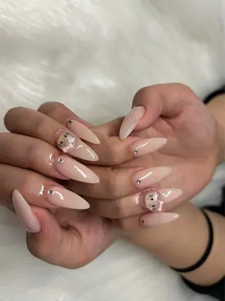 ネイル Azu nail salon所属・ネイリスト あずさのネイルデザイン