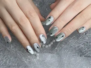 ネイル More Glam 池袋東口店のネイルデザイン