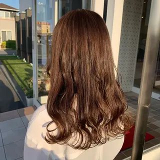ロング カラー 坂井 水菜美のヘアスタイル