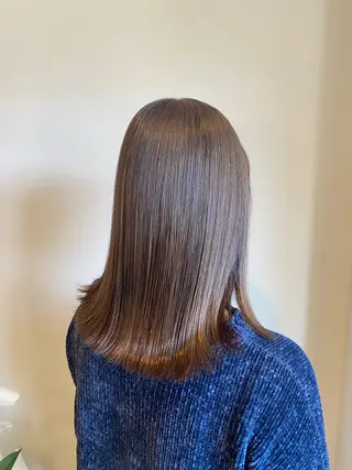 ミディアム カラー Ludwig AIRIのヘアスタイル