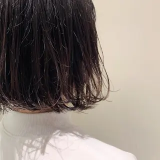 ミディアム 野々村 朋美のヘアスタイル