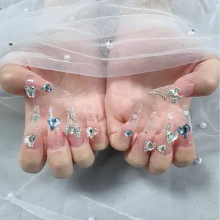 ネイル LilyLala Nailsalonのネイルデザイン