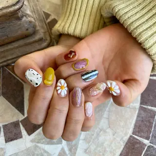 ネイル NEW WORLD所属・MIZUKI 🌏NEWWORLDのネイルデザイン