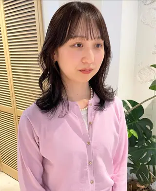 セミロング 🩰オリーブ/ ベージュ松本咲花🩰のヘアスタイル