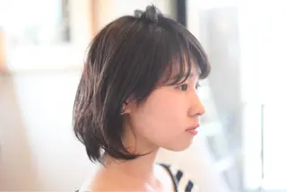 ミディアム ソムノ所属・田村 竜一のヘアスタイル