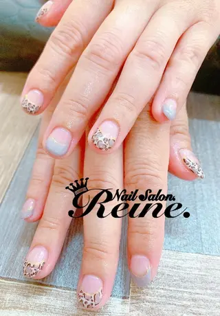 ネイル Nailsalon Reine所属・玉栄 伶奈のネイルデザイン