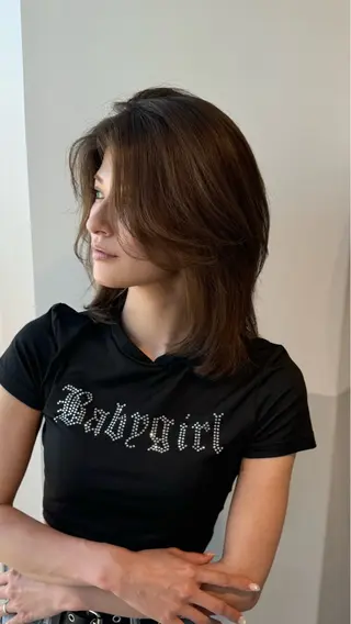 ミディアム レイヤーカット✂︎池 袋個室サロンkumaのヘアスタイル