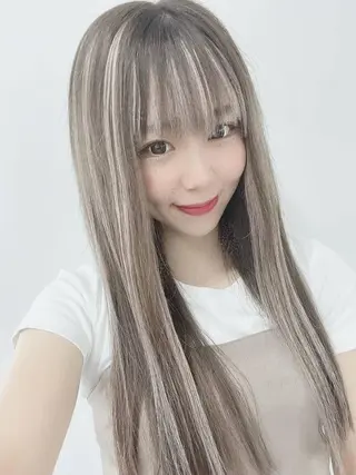 ロング カラー LuciA/エクステ カラーのヘアスタイル