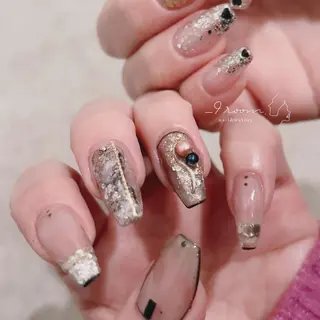 ネイル _9 room. Yoshimiのネイルデザイン