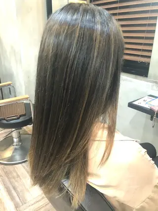 セミロング カラー La fith 店長 城谷颯人のヘアスタイル