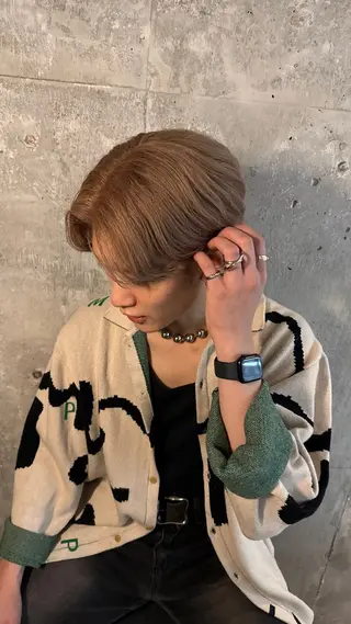 ショート カラー 森田遥奈/透明感カラ ー/似合わせカットのヘアスタイル