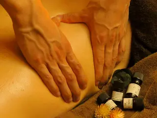 salon&bar 【more】のエステ・リラクイメージ