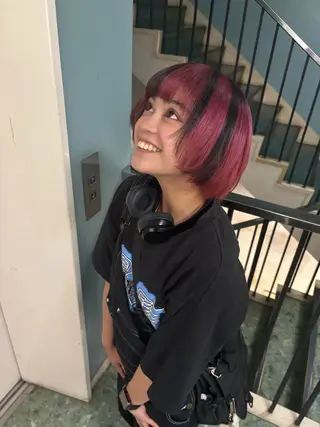 ショート カラー ニシノ フウカのヘアスタイル