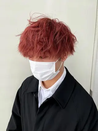 ショート カラー 韓国🇰🇷レイヤー 映える顔周り🩷のヘアスタイル