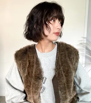 ミディアム パーマ 🐻ボブ支持率 No. 1🤍のヘアスタイル