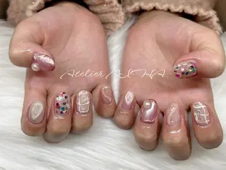 ミディアム アトリエAIHA所属・アトリエAIHA★ フィルイン推奨サロンのネイルデザイン