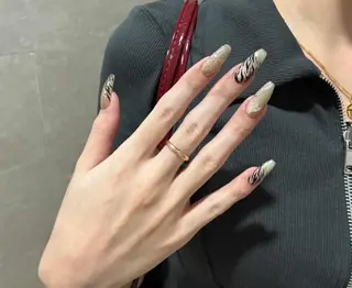 ネイル VIVIAN エイのネイルデザイン