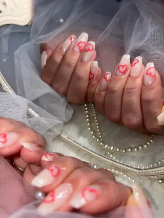 ネイル toyvenail 🖤enaのネイルデザイン