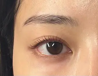 マツエク・マツパ 岡部 梢の眉毛・アイブロウイメージ