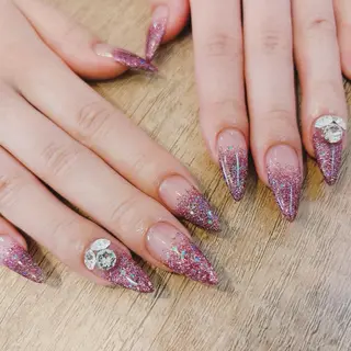 ネイル pro.M所属・pro.M ayaのネイルデザイン