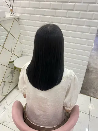 ロング 新田 妃那のヘアスタイル