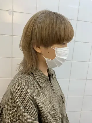 ショート カラー ヘアアレンジ 🧨ブリーチー×ボブ レイヤー💎じゅえるのヘアスタイル