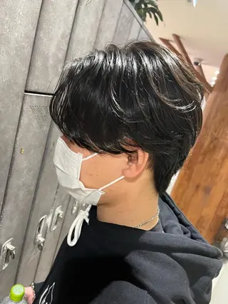 パーマ 飯田 愛結のヘアスタイル