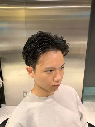 ショート FRANK’S BARBE(E)R THE STAND.所属・飯田橋メンズカット 高橋琴音のヘアスタイル