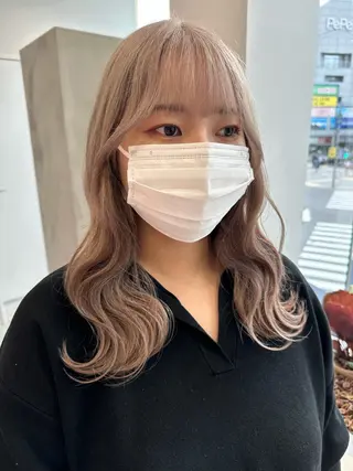 セミロング カラー 中山 まどかのヘアスタイル