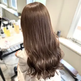ロング カラー ハイトーン･髪質改善 MIOKAのヘアスタイル