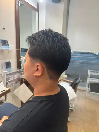 ショート メンズ 透明感カラー特化若山 結愛のヘアスタイル