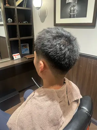 ショート メンズ 小森 優仁のヘアスタイル
