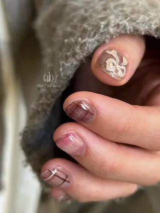 ネイル talo .のネイルデザイン