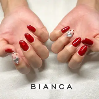 ネイル Bianca ABEのネイルデザイン