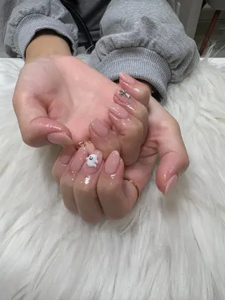 ネイル GO TODAY シェアサロン 渋谷Orla店所属・シオリ ⪩⪨のネイルデザイン