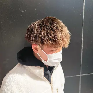 ショート パーマ 豊崎 佑輔のヘアスタイル