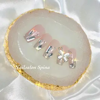 ネイル Nailsalon Spina 琴美のネイルデザイン