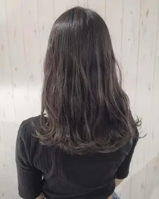 セミロング カラー 西川 敏夫のヘアスタイル
