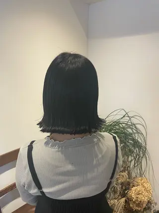 ショート 山崎 彩音のヘアスタイル