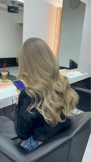 ロング カラー 【ALEAP】 𝐇𝐀𝐊𝐔のヘアスタイル