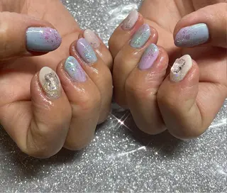 ネイル VIERU 🌈🎀💖のネイルデザイン