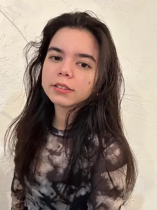 セミロング Mikyo所属・江口 あゆみのヘアスタイル